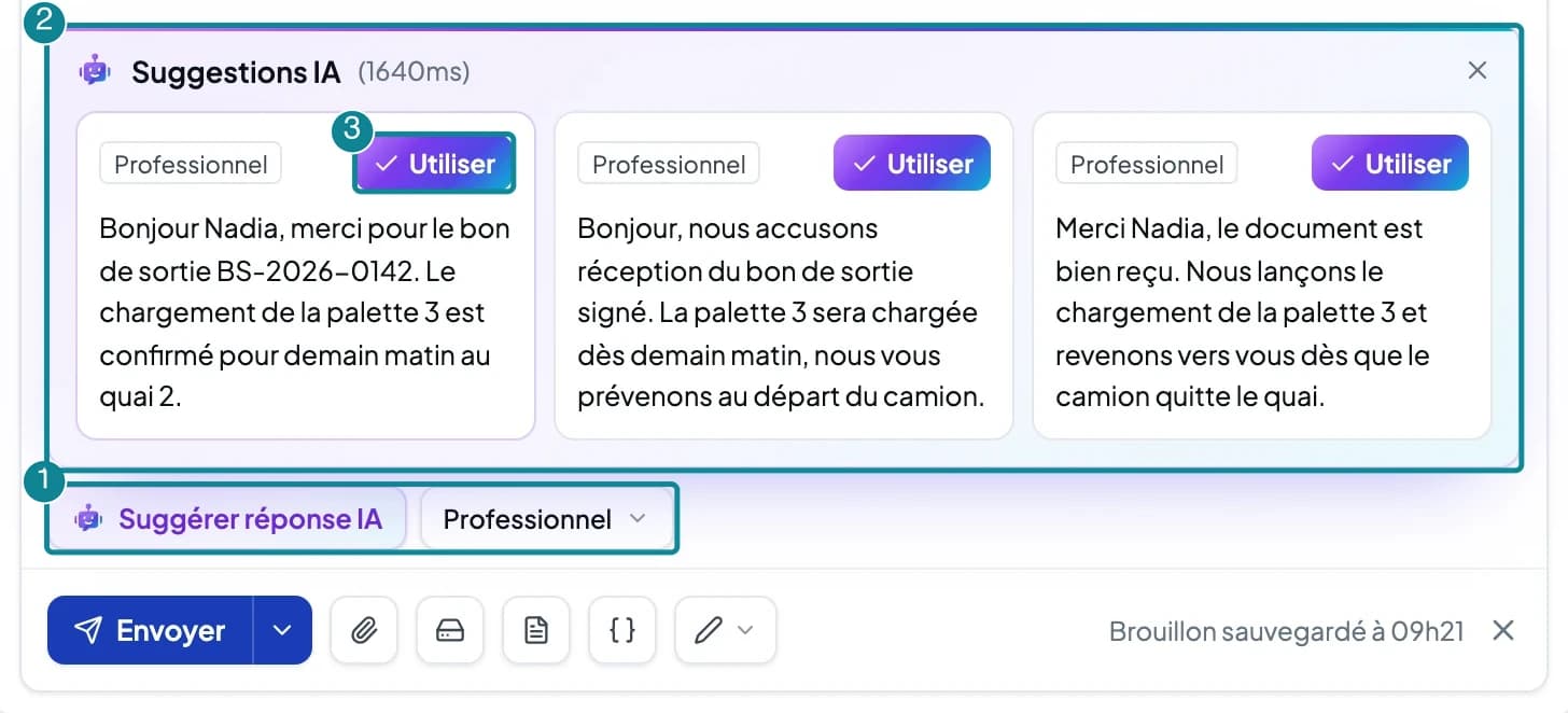 Le bouton Suggérer réponse IA, le choix du ton et les trois propositions.